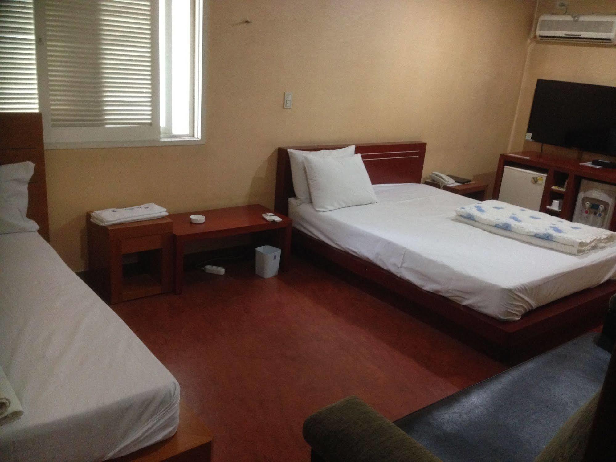 Daegu Goodstay Herotel Экстерьер фото