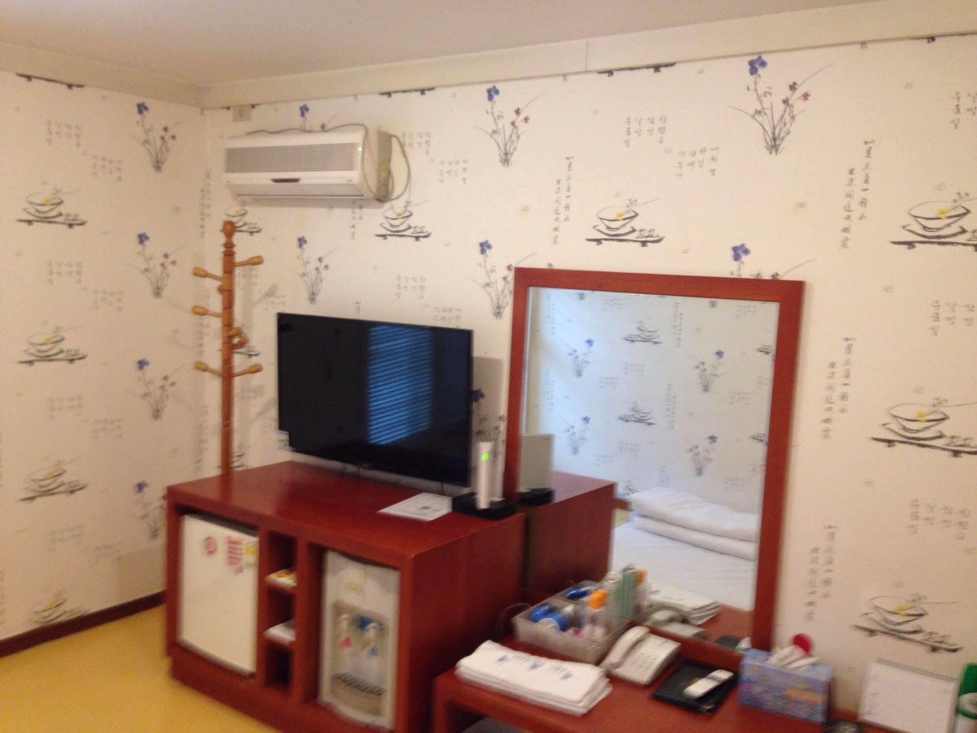Daegu Goodstay Herotel Экстерьер фото