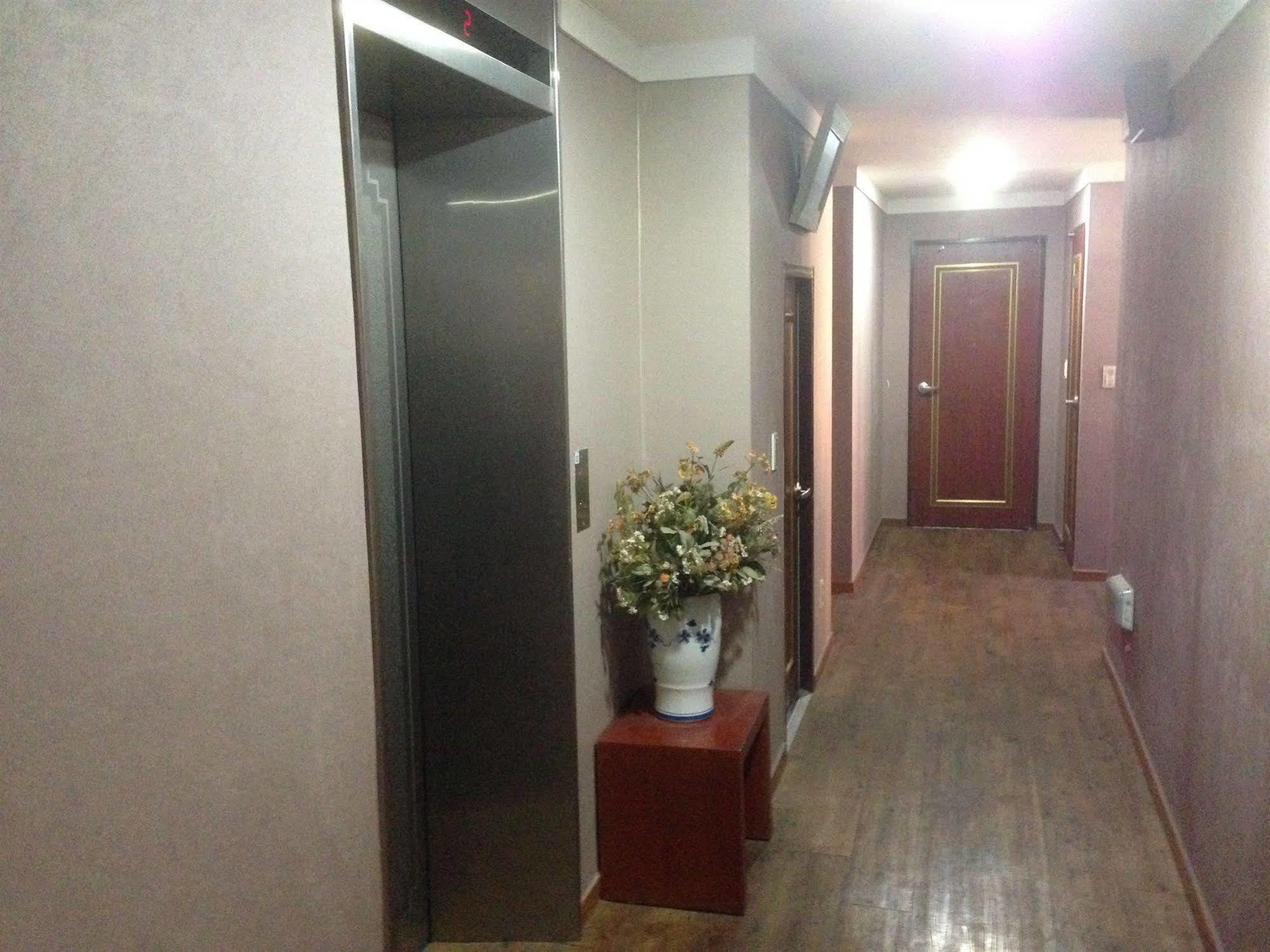 Daegu Goodstay Herotel Экстерьер фото