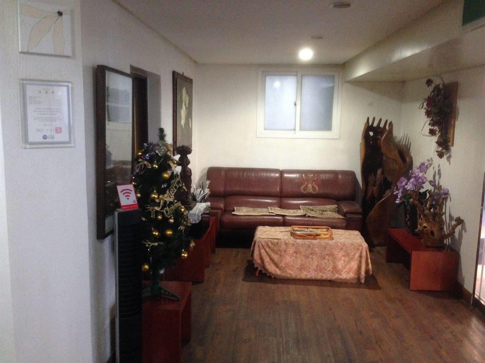 Daegu Goodstay Herotel Экстерьер фото