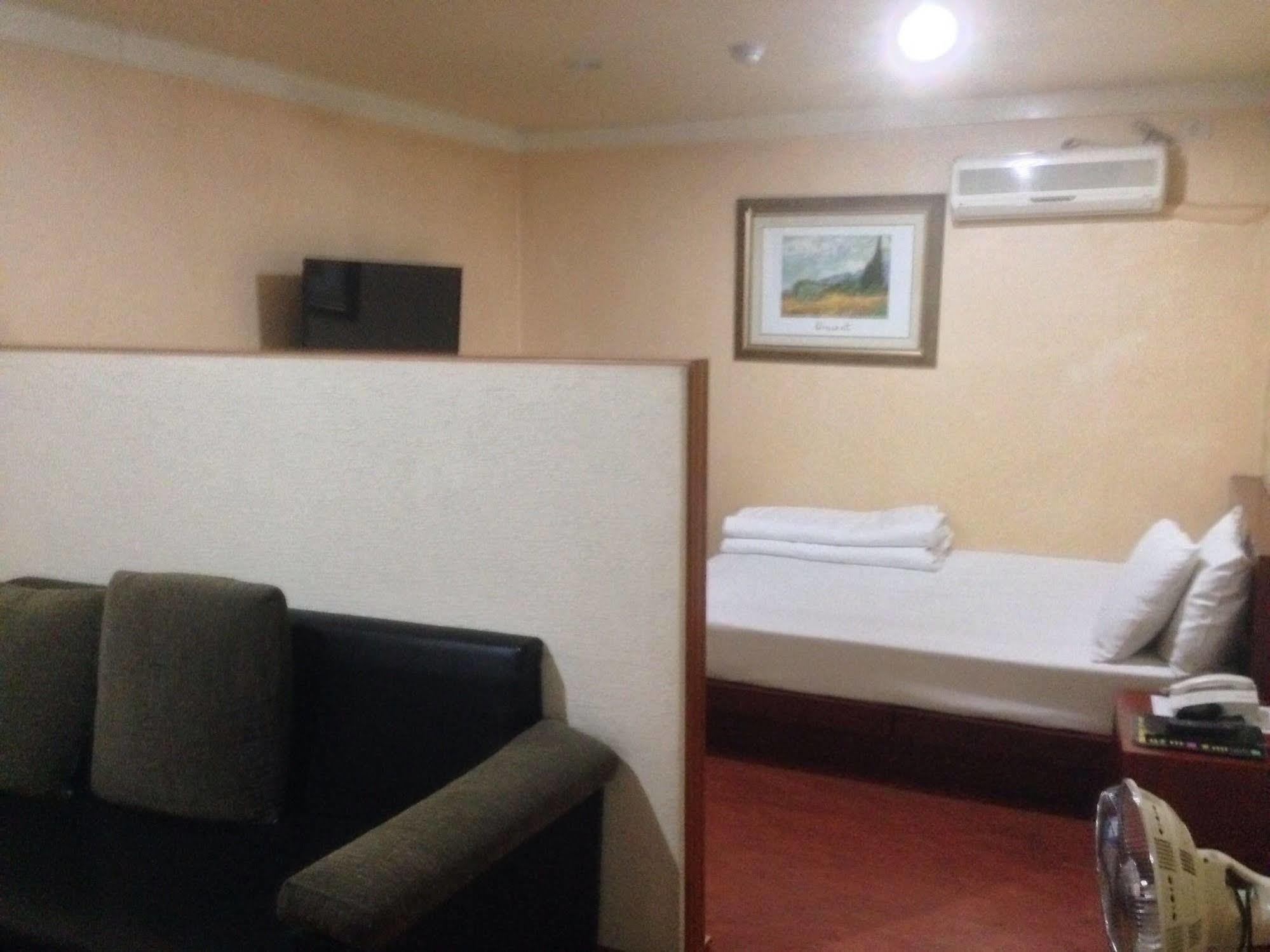 Daegu Goodstay Herotel Экстерьер фото